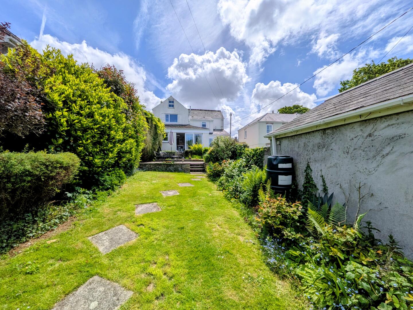 Carvoza Road, Truro